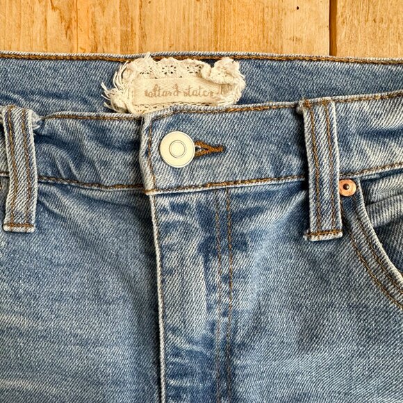 Altar'd State High Rise‎ Distressed Jeans Size 30 - Picture 3 of 7
